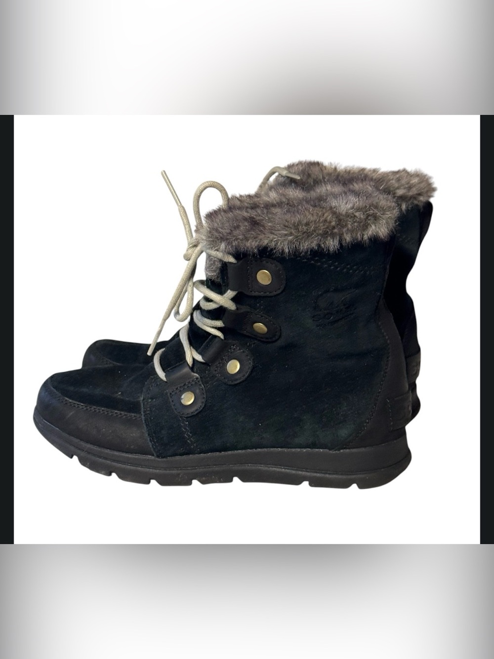 Sorel Explorer Joan suede winter boots featuring a cozy faux-fur collar